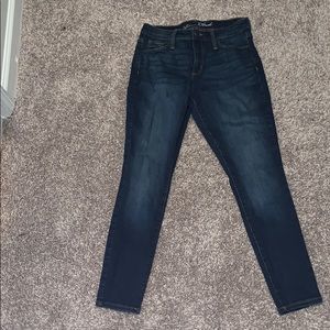Ankle/ cropped jeans